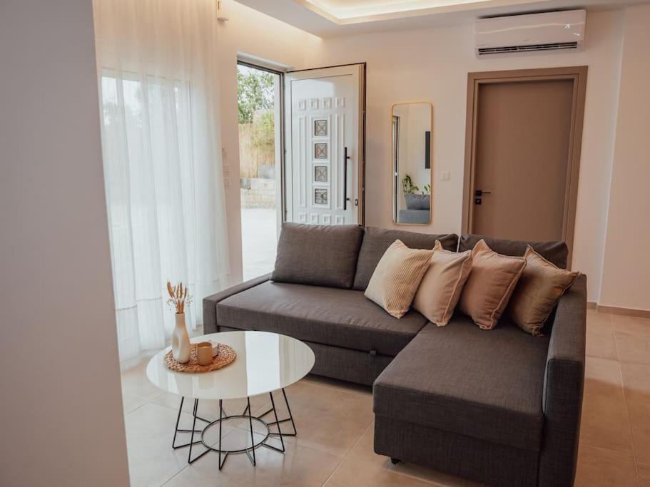 αngelique Pool Garden Holiday home *